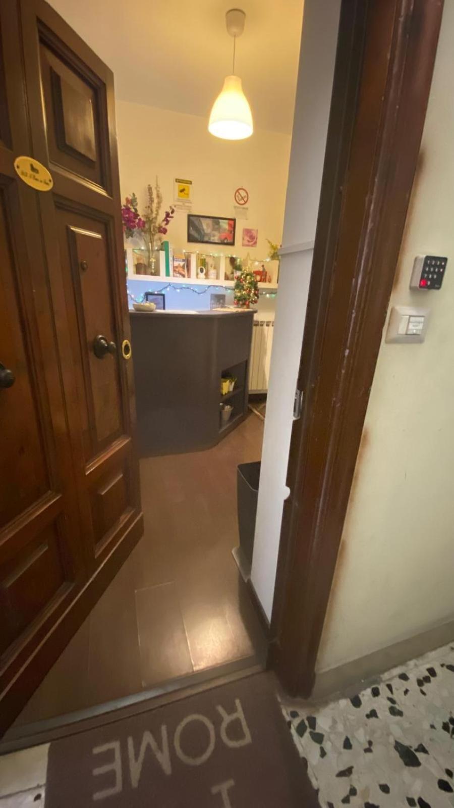 B&B A Home In Рим Экстерьер фото